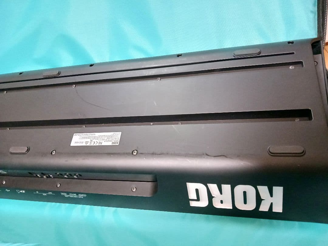 美品★KORG KROSS2★61鍵シンセサイザー★純正ケース&ダンパーペダル付