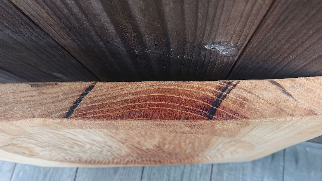 ワンランク上のキャンプに！木製手彫り大皿( アウトドア / 室内共用