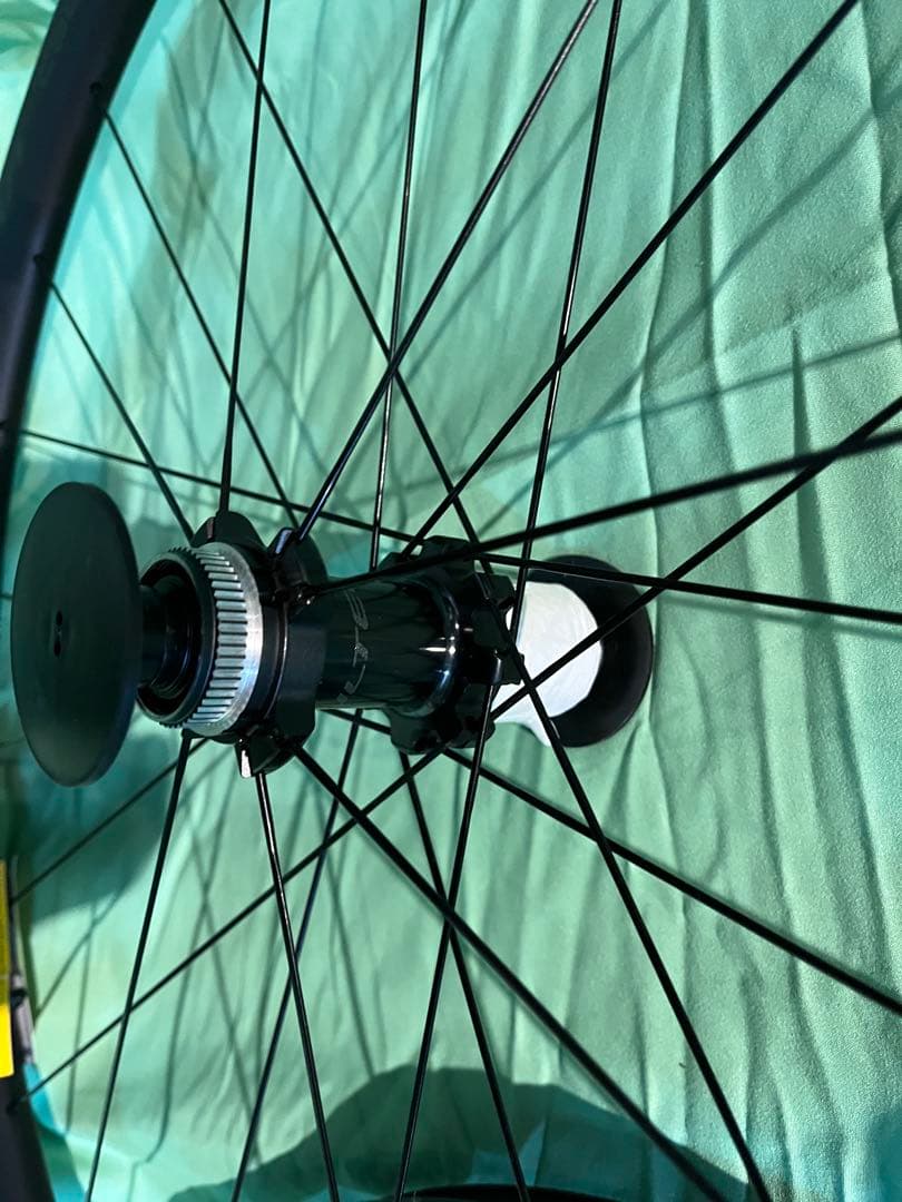 シマノWH R8170 C36TLカーボンホイール