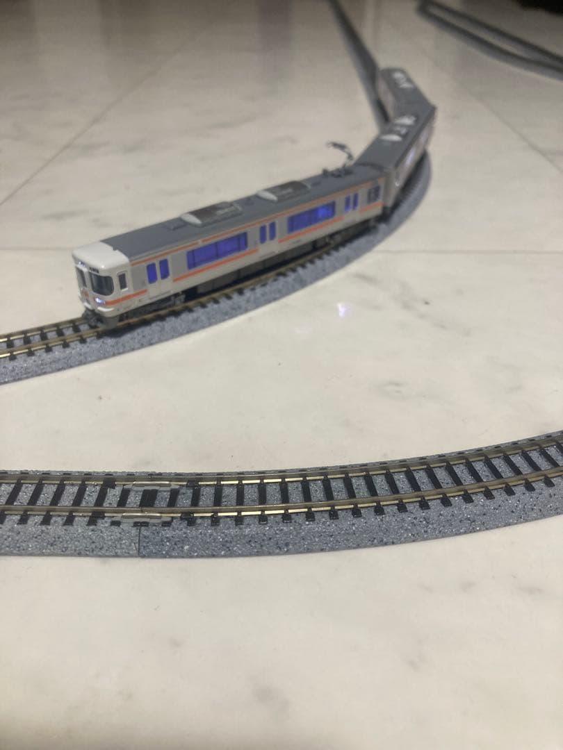 313系2500番台室内灯付