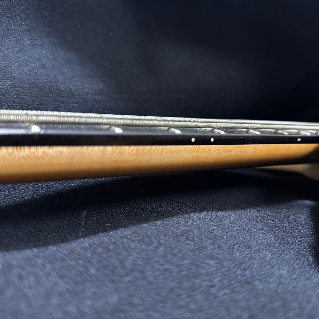 Kramer D-2 BASS エレキベース 4弦 ホワイト