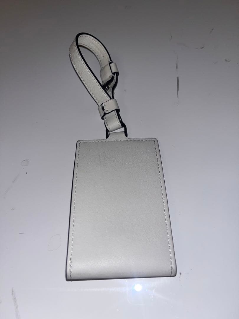 T*I様 ベルルッティ ネームタグ ホワイト トートバック トゥジュール