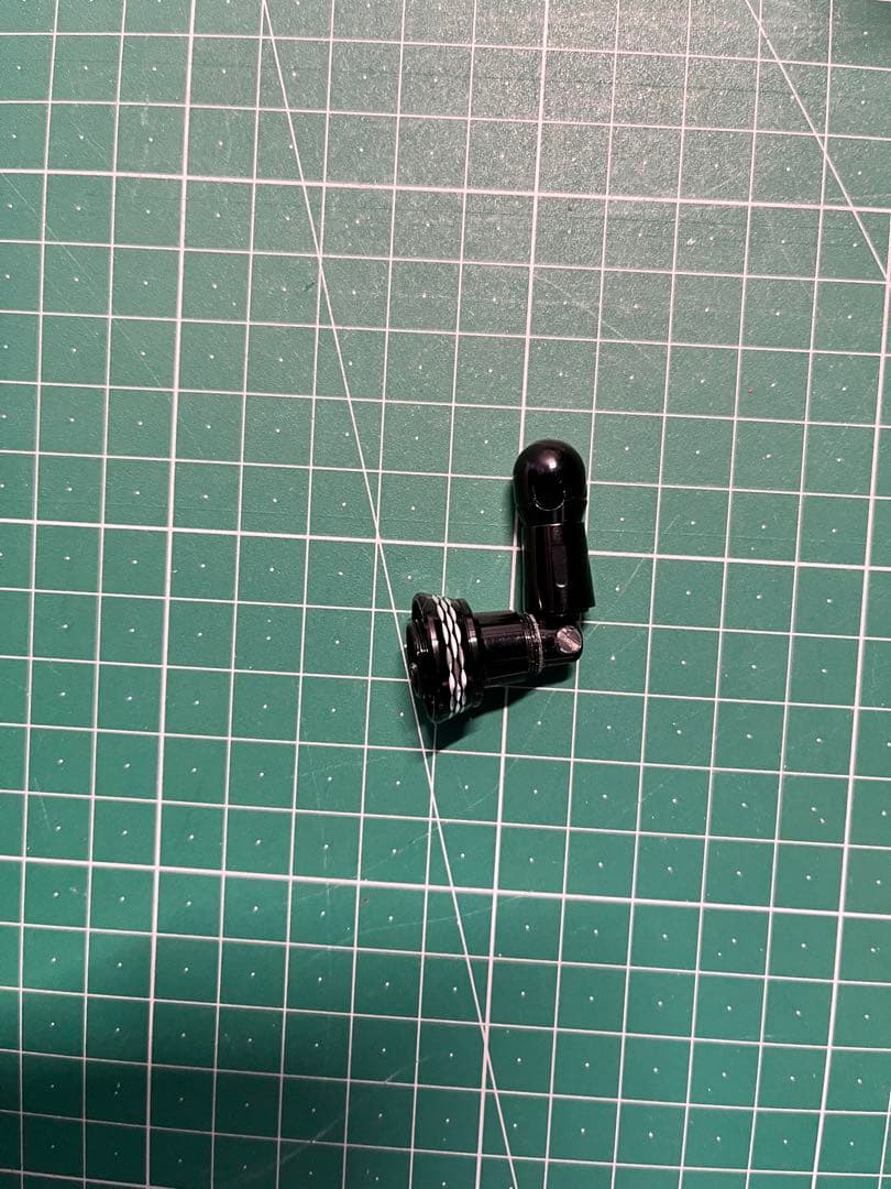 EXSENCE XR スピニングリール２３エクスセンスＸＲ　C3000ＭＨＧ