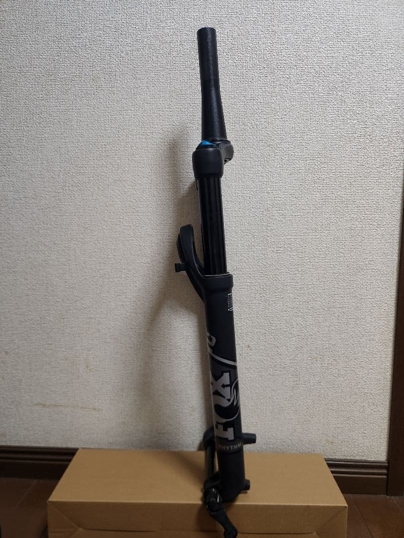 FOX 32 サスペンションフォーク 27.5インチ ブラック