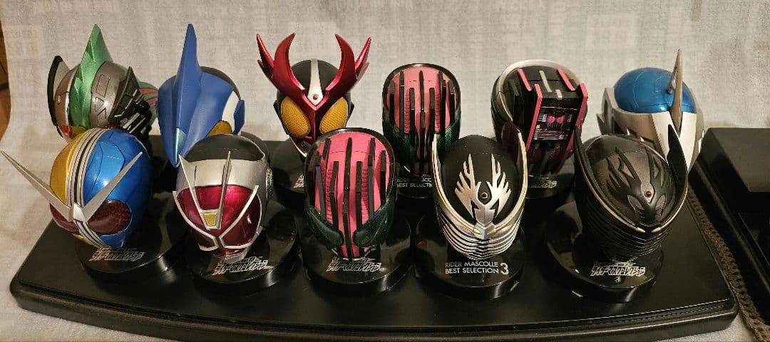 仮面ライダー　マスクコレクション