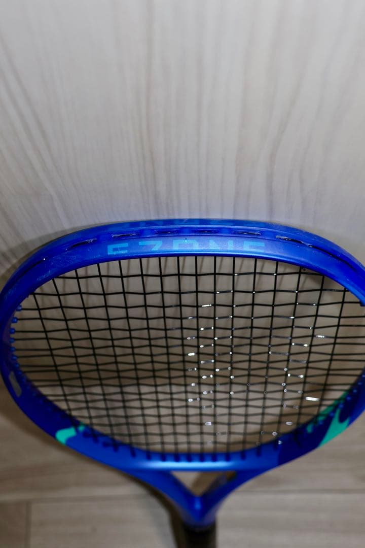 【美品】YONEX EZONE100 G2 2025年モデル