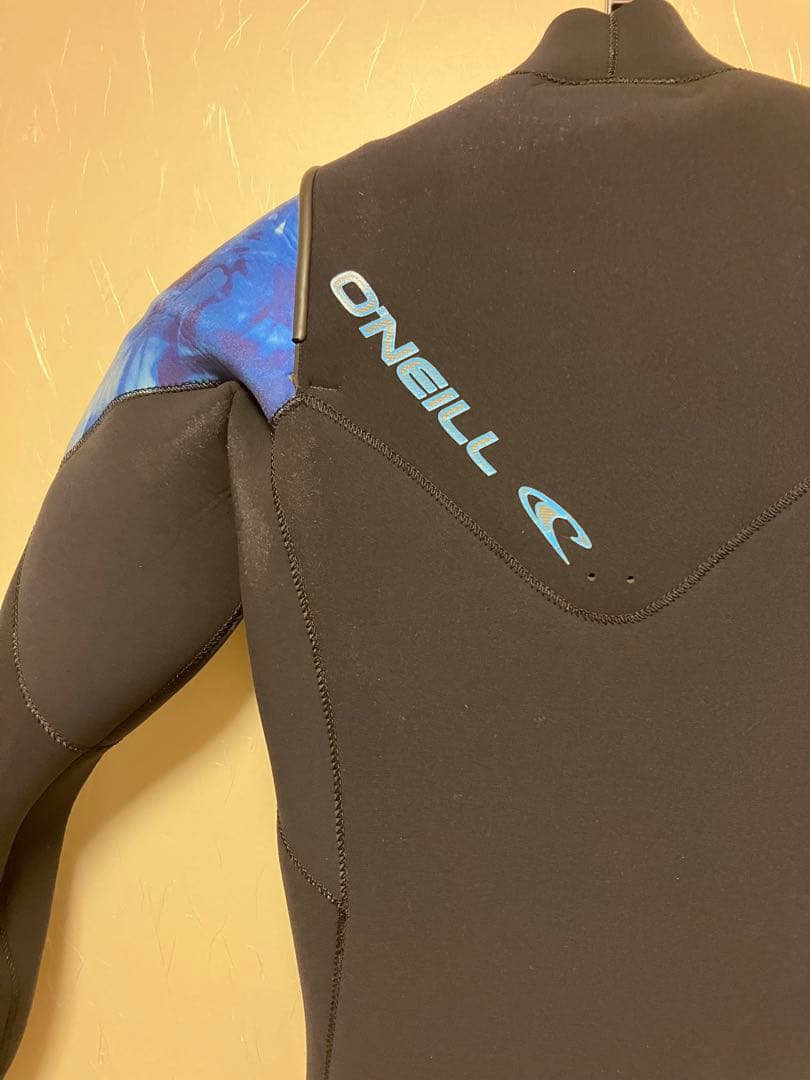 最終値下げ‼️オニールプロショップ限定モデル3㎜フルスーツ 着用回数少なく美品