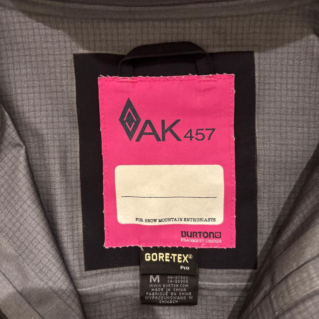Burton AK 457 GORE-TEX Pro ブラック M