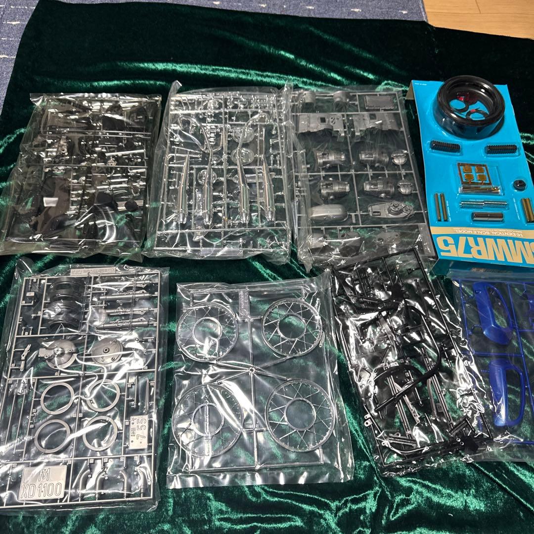 【未組立】 R75 5 1/6スケール