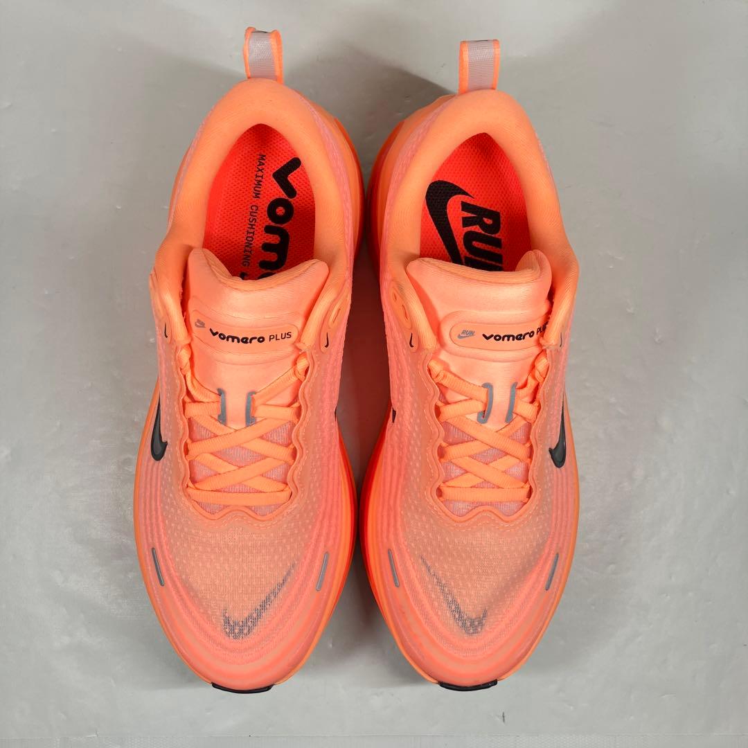 NIKE ボメロプラス 25.0cm HV8150-801 オレンジ