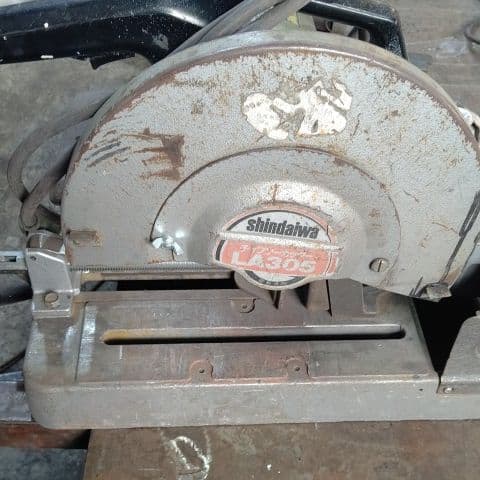 shindaiwa  チップソーカッター LA305