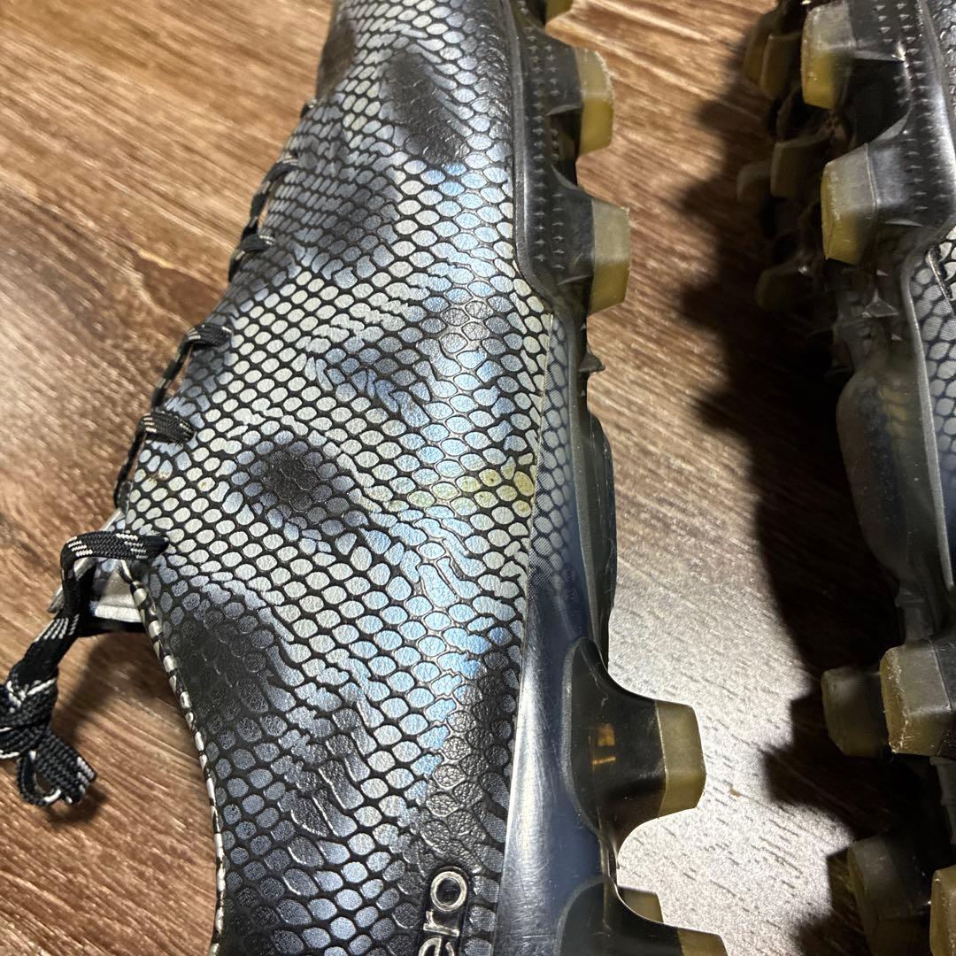 adidas アディゼロf50