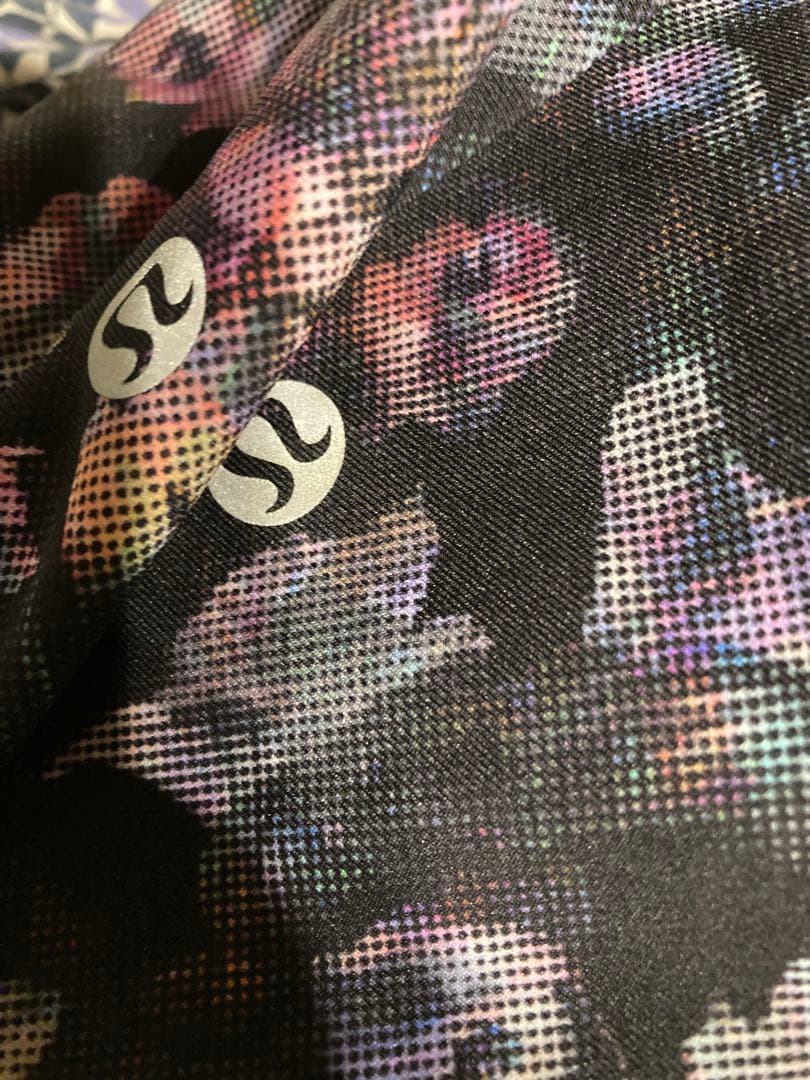 【レア】新品タグ付　ルルレモン　wunder　under　crop　2