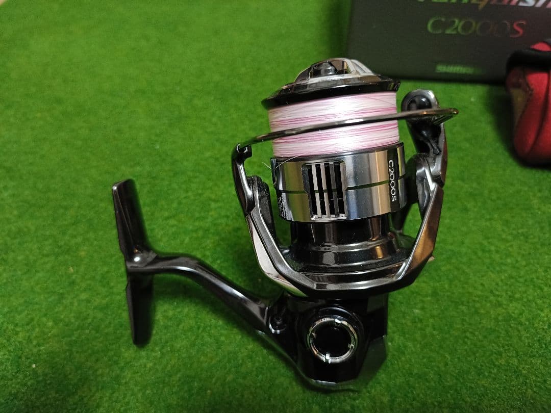 シマノ　23ヴァンキッシュ C2000S 替えスプール、スプールケース付