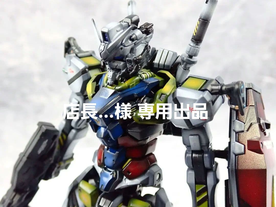 HG 白いガンダム(元は赤いガンダム) ガンプラ 全塗装 塗装済み 完成品