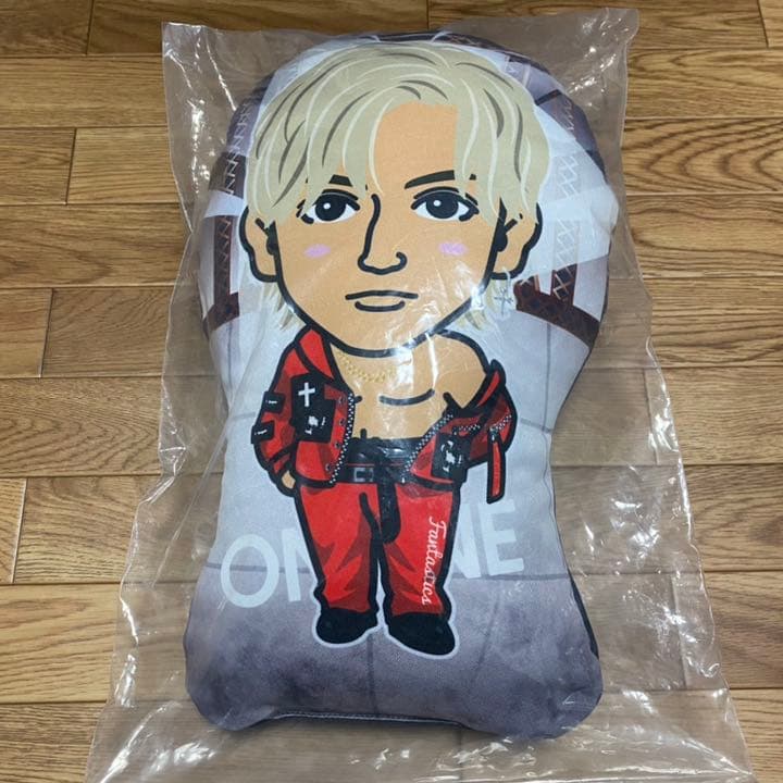 八木勇征 クッション