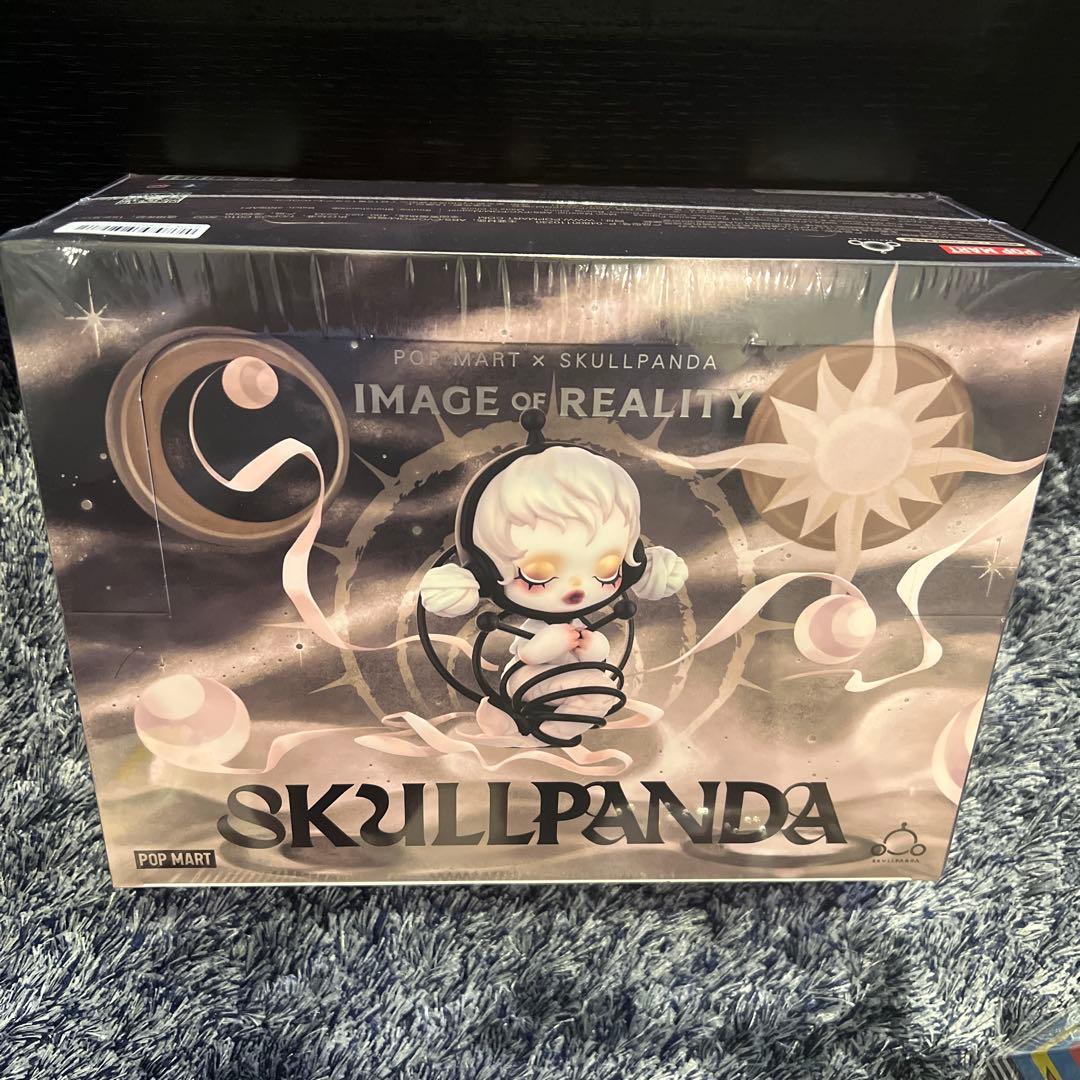 POPMART×SKULL PANDA image of reality