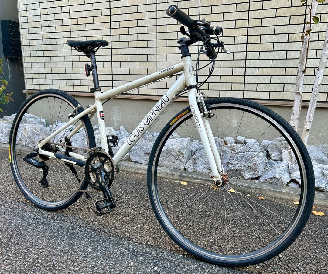 ルイガノ シャッセ 700c ホワイト 引き取り限定