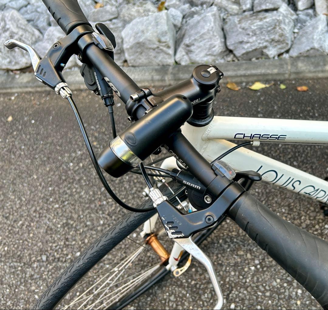 ルイガノ シャッセ 700c ホワイト 引き取り限定