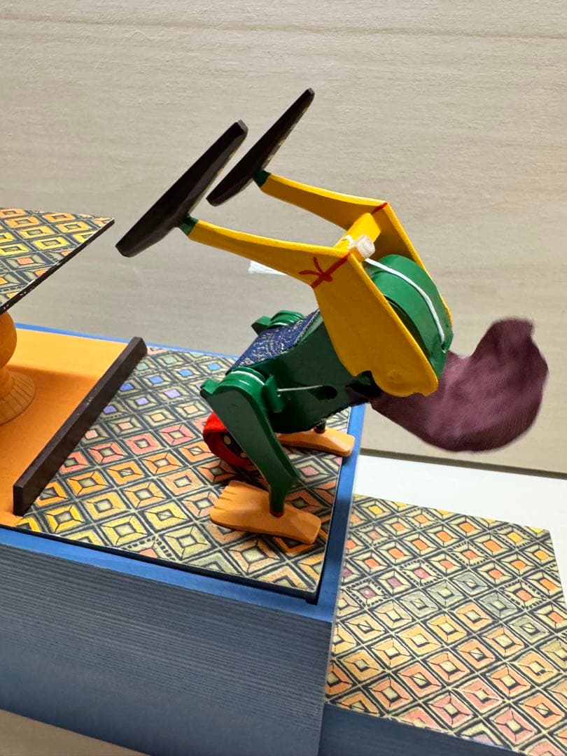 ヴェルナー　カラクリ玩具 ザイフェン　木のおもちゃ