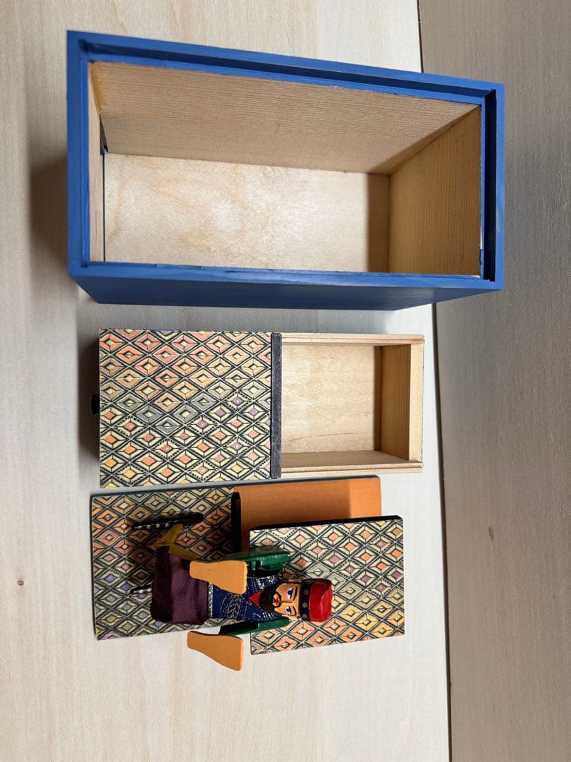 ヴェルナー　カラクリ玩具 ザイフェン　木のおもちゃ