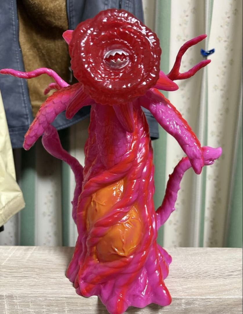 マルサン　ビオランテ花獣450 ピンクカラー　ゴジラ