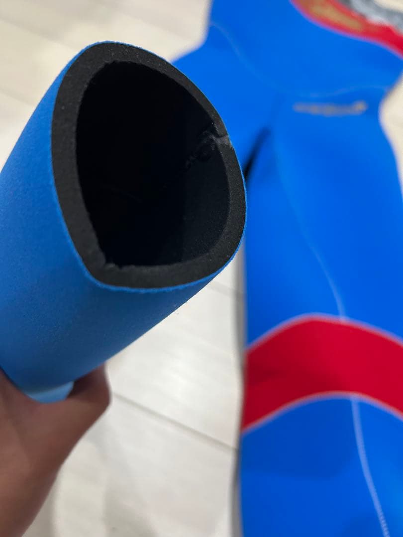 NDS  ダイビング　ウェットスーツ　冬でも体温を守れる