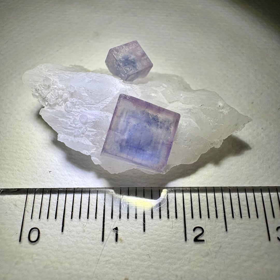 461 中国　ヤオガンシャン産　フローライト