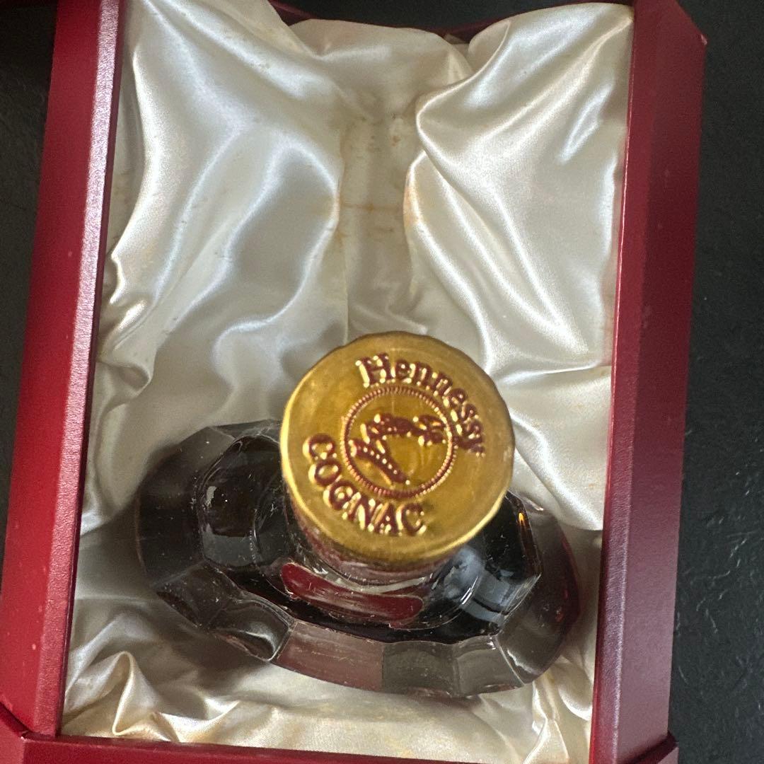 Extra Cognac Hennessy 古酒