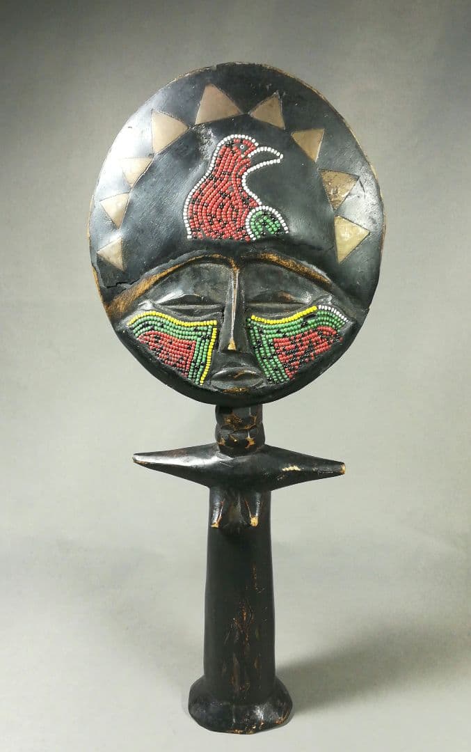 アフリカ　民族　プリミティブアート　木彫　置物　女性