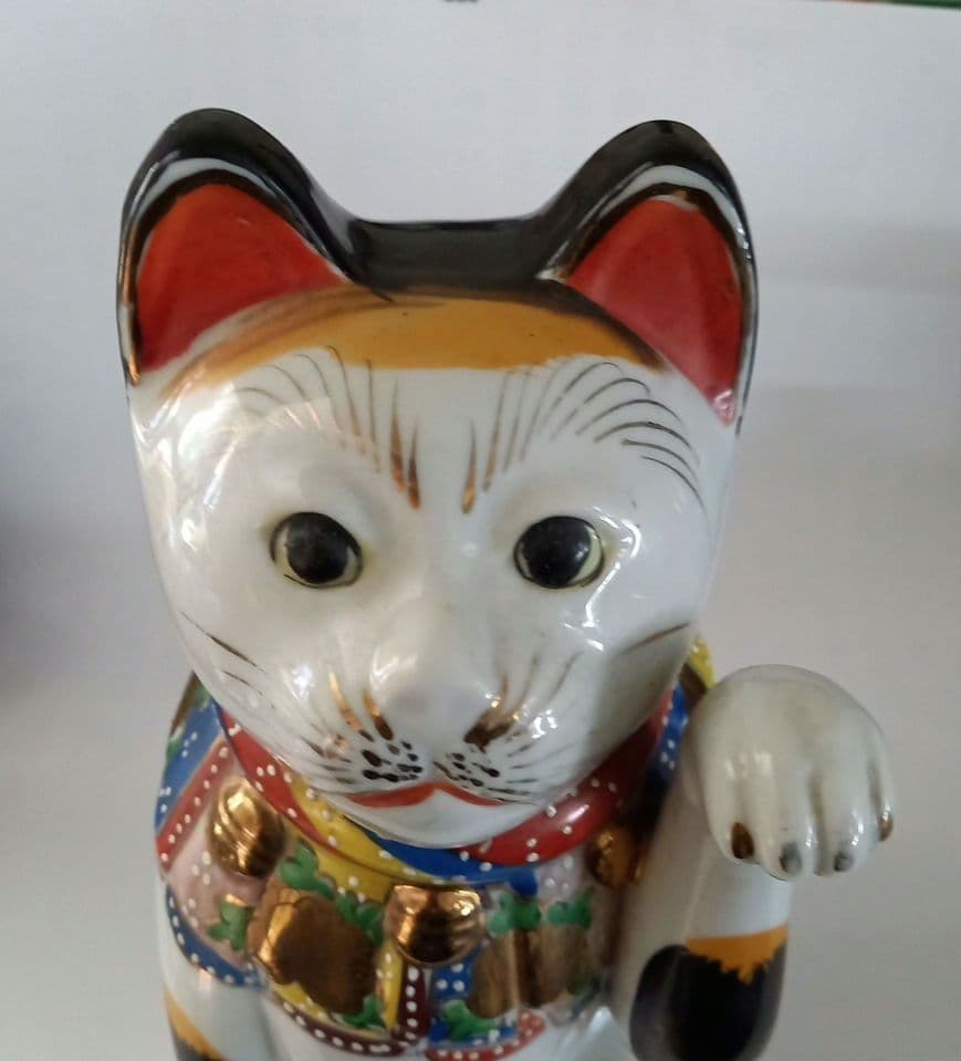 招き猫　縁起物