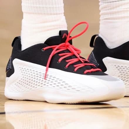 シューズ(男性用) adidas ANTHONY EDWARDS 1 LOW 30.5cm