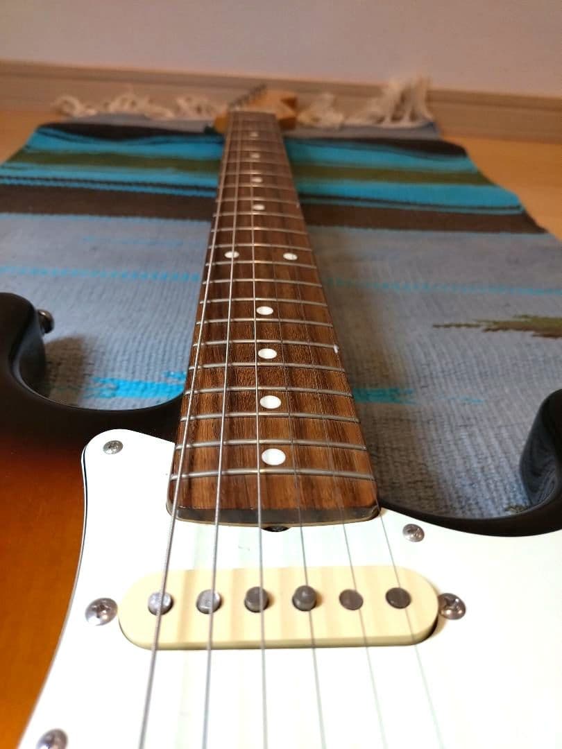 フェンダージャパン　ハードケース付　ST62-TX 3TS ストラップおまけ付