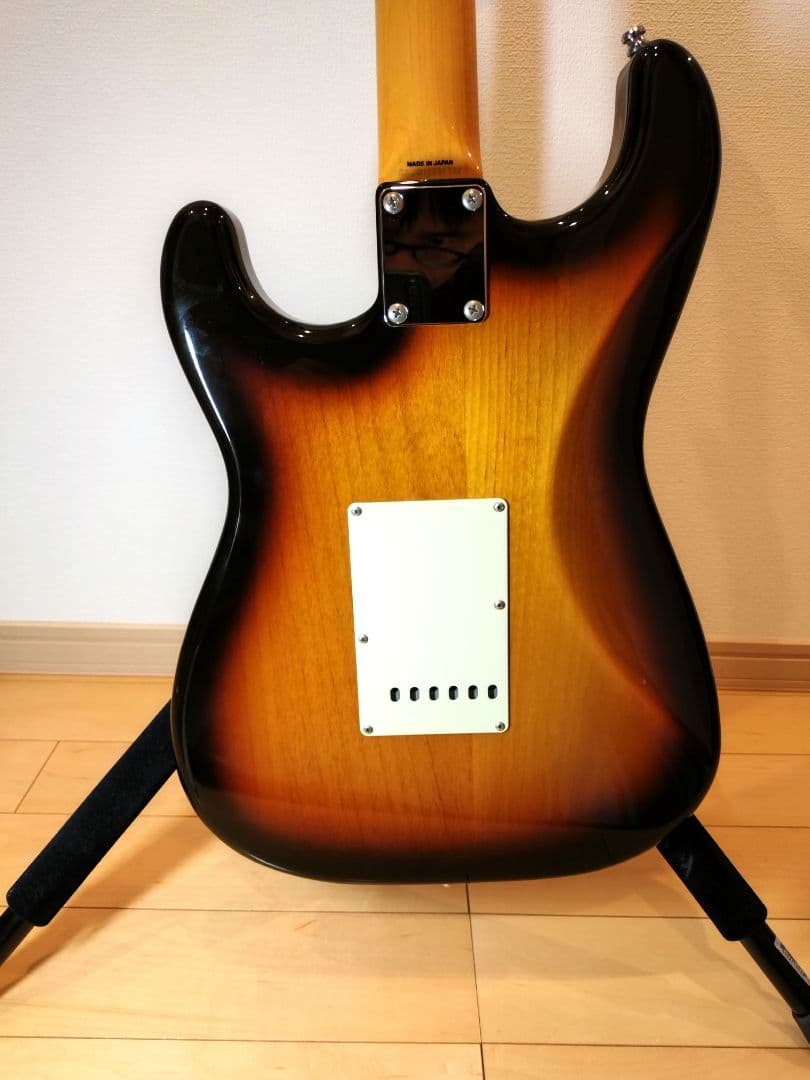 フェンダージャパン　ハードケース付　ST62-TX 3TS ストラップおまけ付