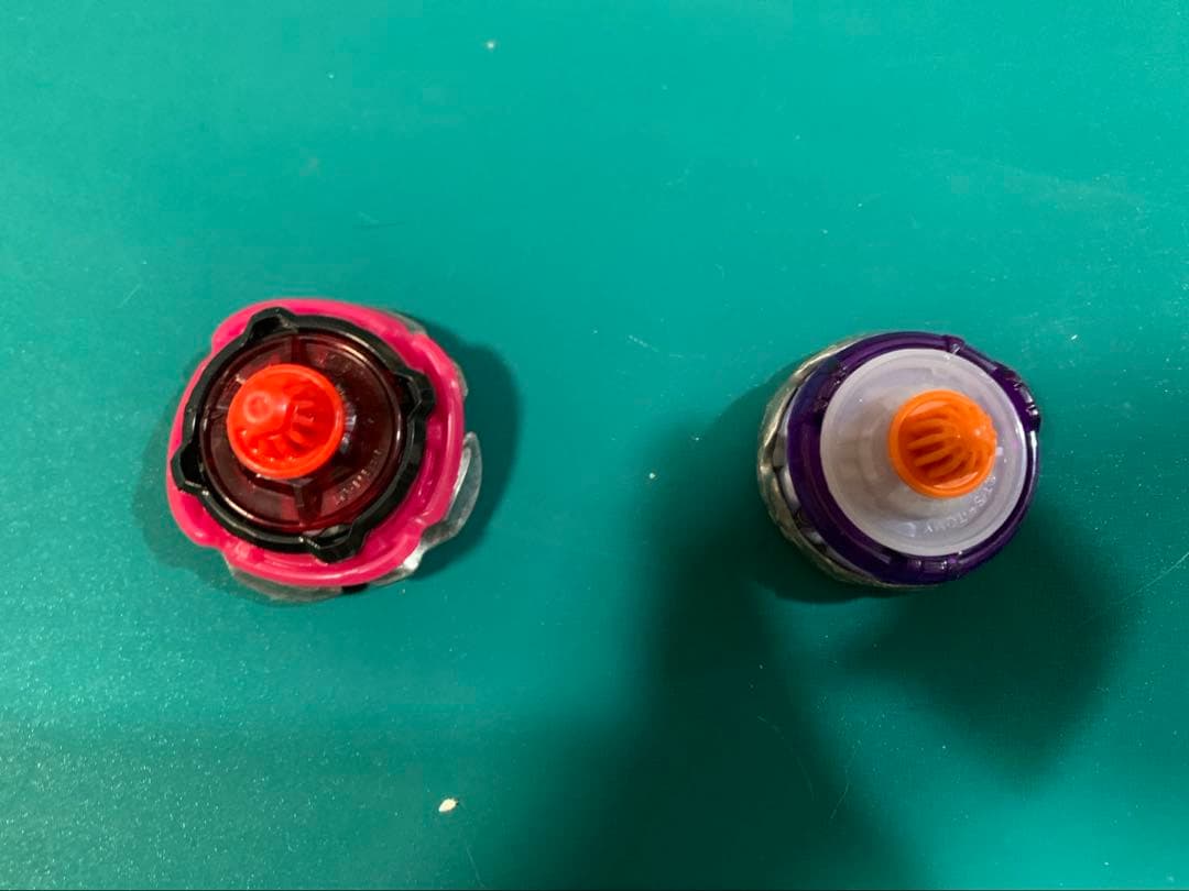 ベイブレードＸ　レアベイ　2個セット