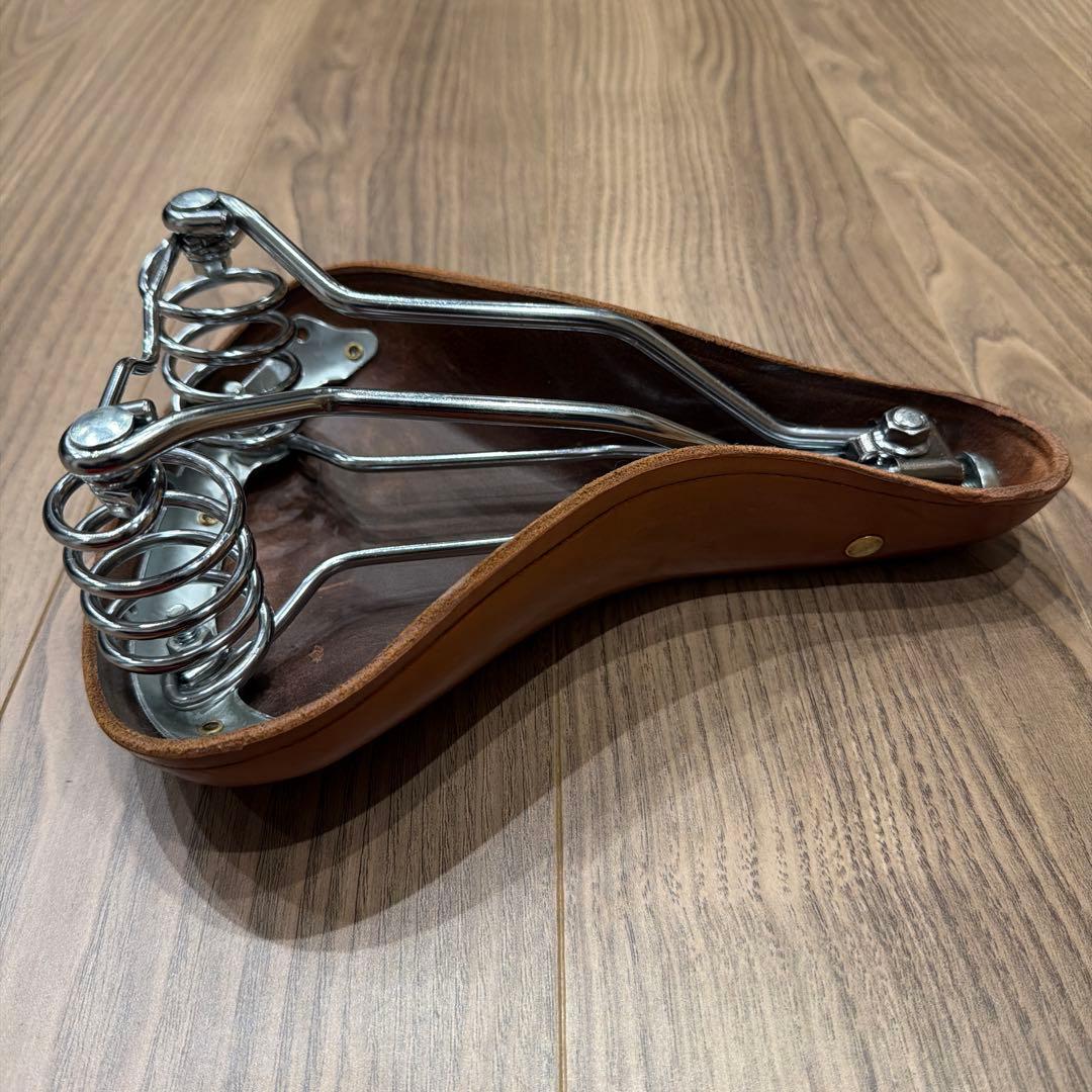 PEUGEOT Pacific 18 純正レザーサドル