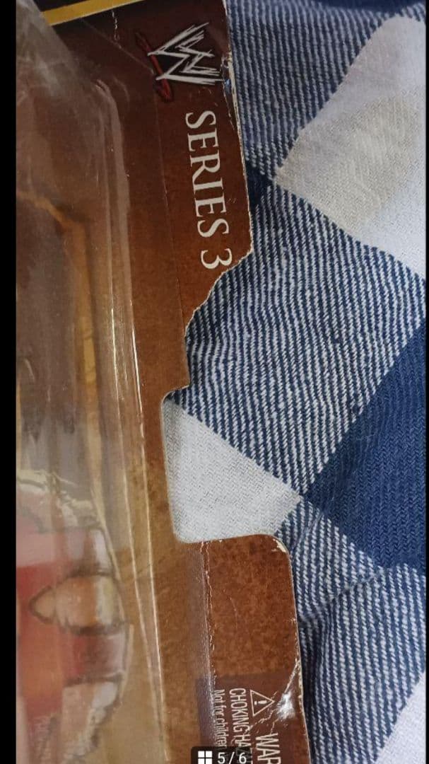 WWE　ビッグバンベイダー　フィギュア(訳あり)