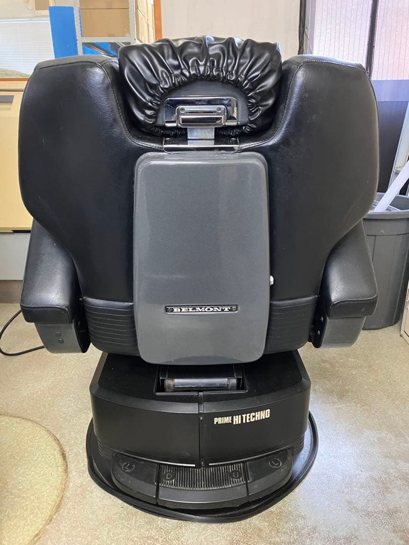 タカラベルモント理容椅子 プライムハイテクノ オートリターン中古①