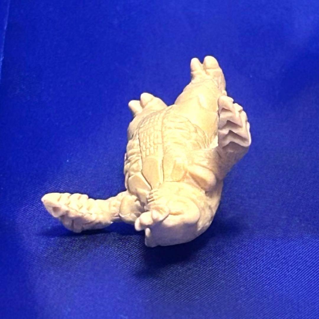 【匿名配送】東宝　怪獣消しゴム『メガロ』 レアもの