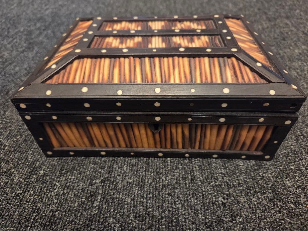 ★レア★ヤマアラシの針 手作り アンティーク アングロインディアン ボックス