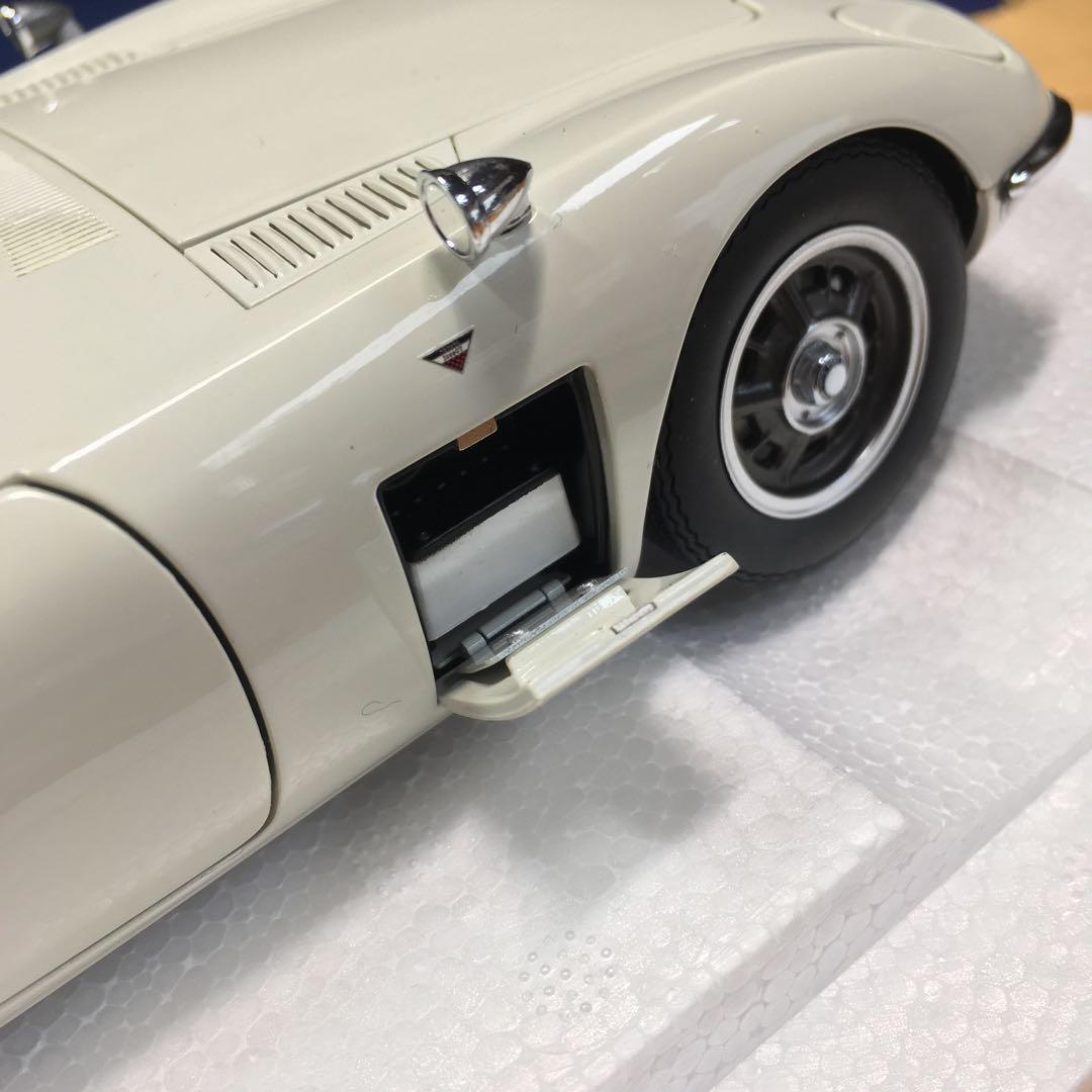 オートアート　トヨタ2000GT 再販版　超美品
