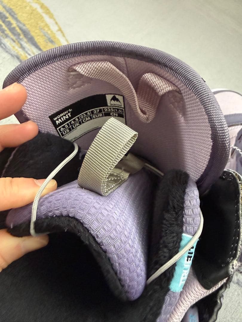 Burton Mint 女性用スノーボードブーツ 23.5cm パープル