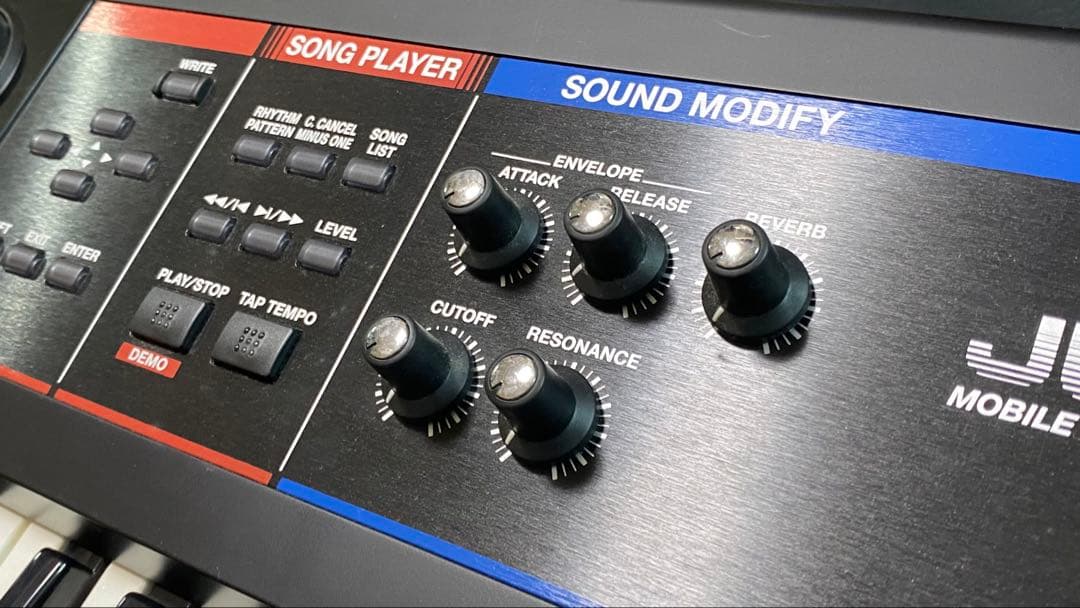 Roland JUNO-DI シンセサイザー 61鍵盤 キース、ペダル付き