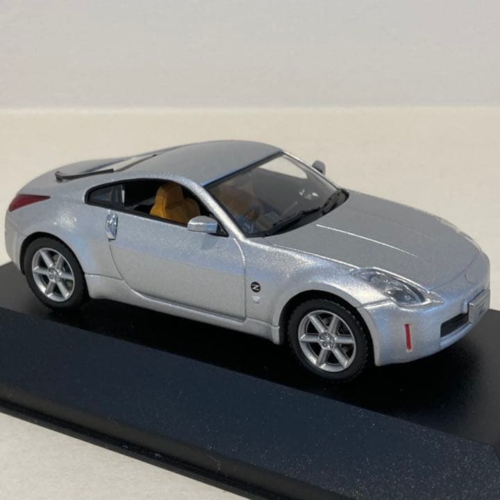 初期版レア？Z台座フェアレディZ J.コレクション 京商日産Z クーペ シルバー