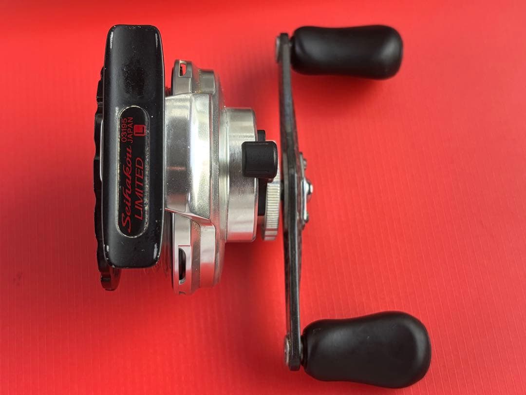 セイハコウリミテッド　RC83