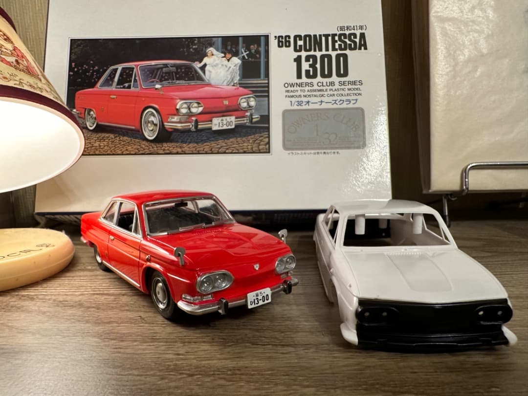 アリイ 日野コンテッサ プラモデル 完成品