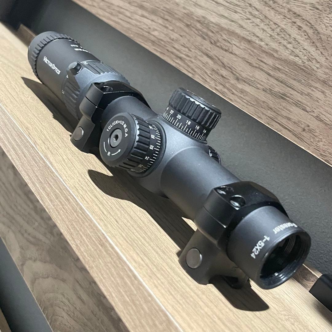 ベクターオプティクス　フォレスター GenII