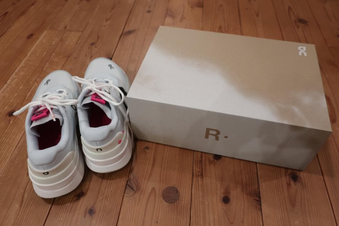 On THE ROGER Pro 2 テニスシューズ US8