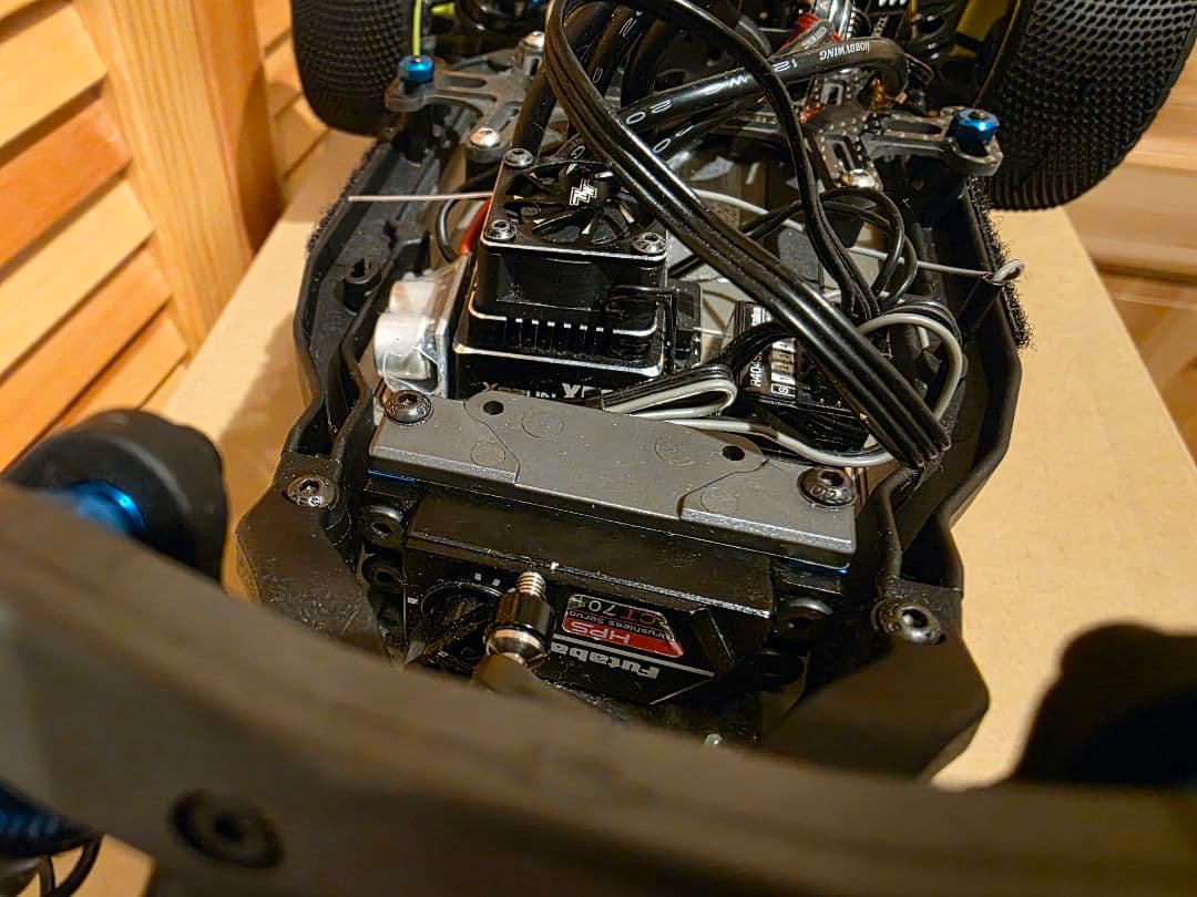 アソシ B6.4 メカ、オプション付き 低走行