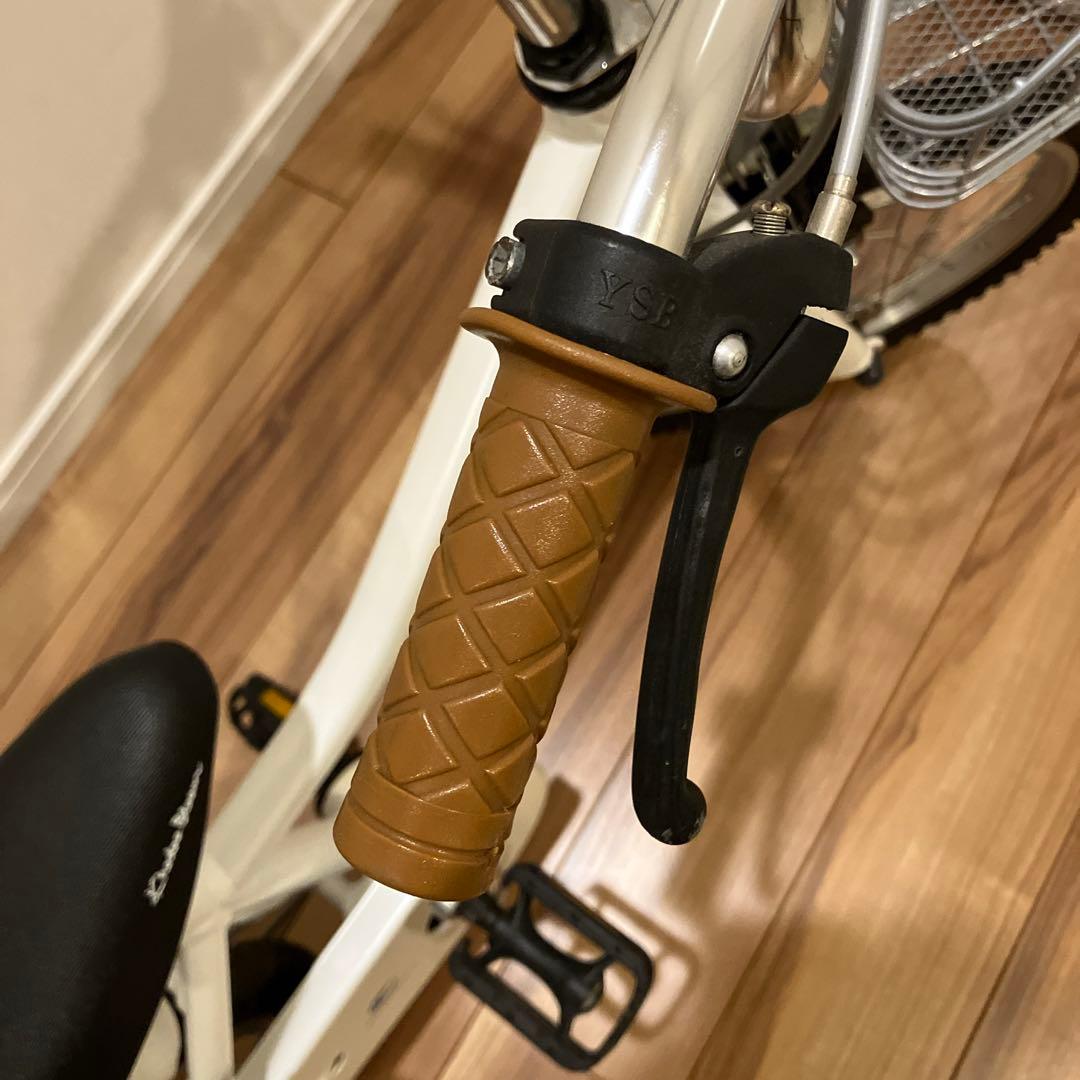 【美品、直接受け渡し】KhodaaBloom 16インチ ホワイト+補助輪